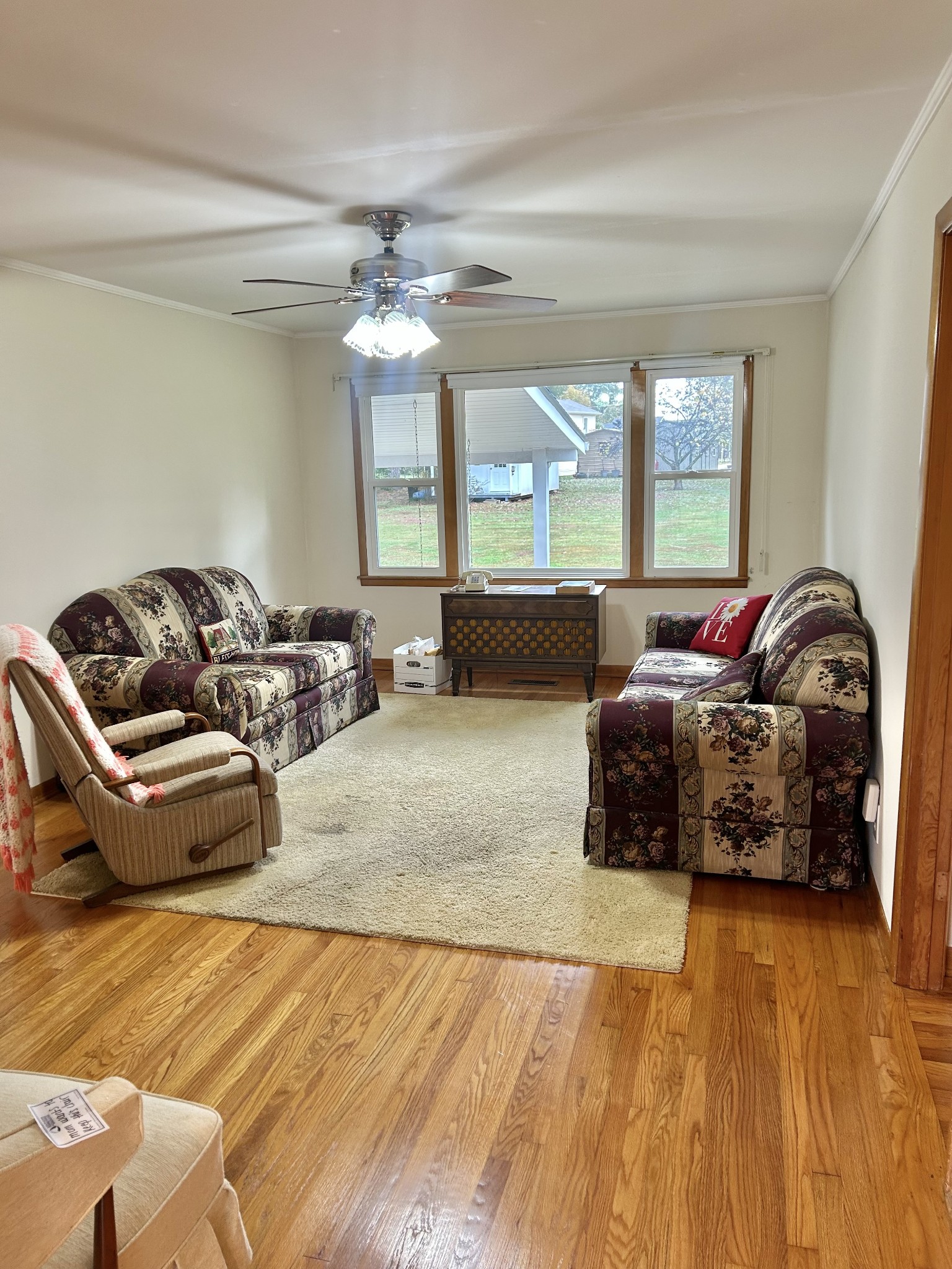 119 Elkins St