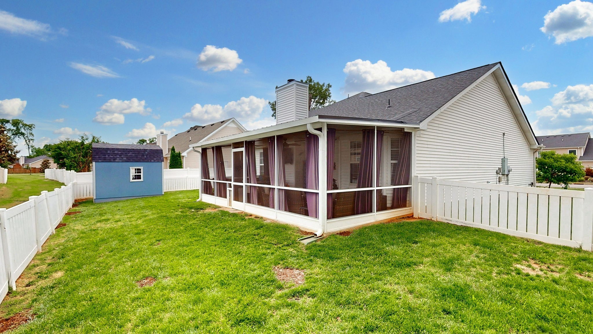 2111 Saint Andrews Dr