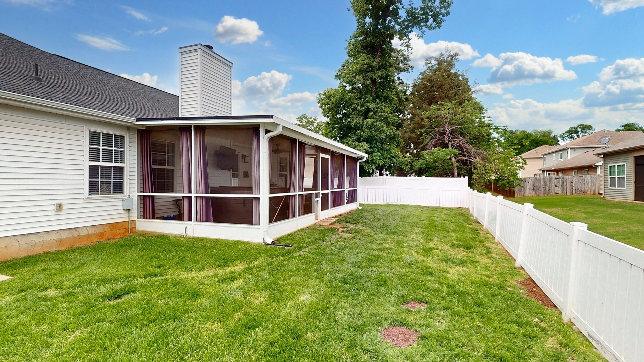 2111 Saint Andrews Dr