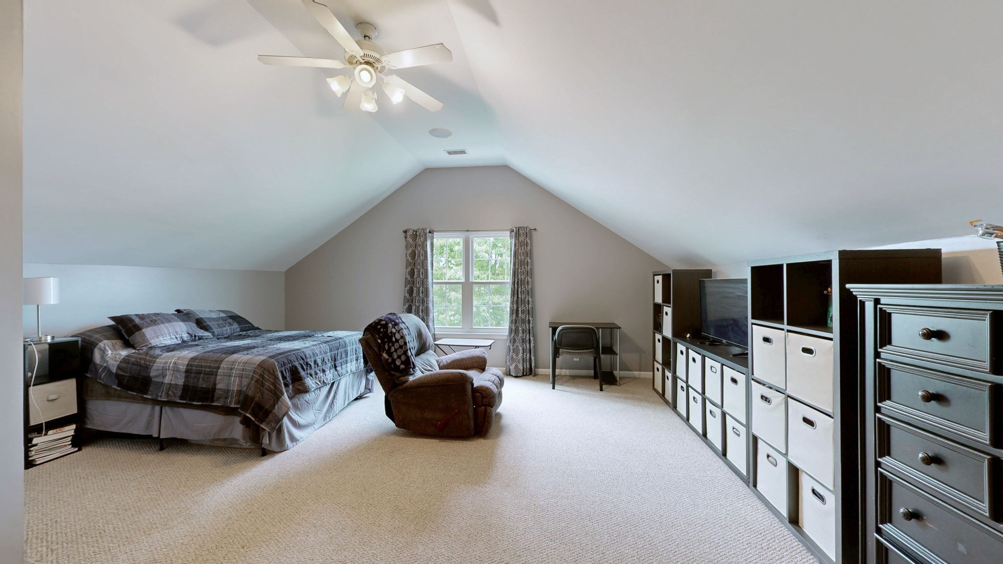 2111 Saint Andrews Dr
