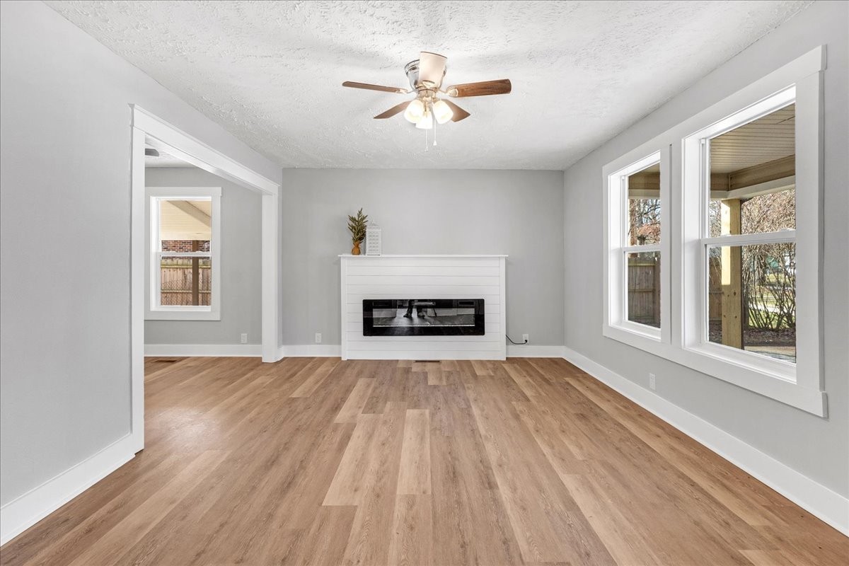 252 Fredonia Rd
