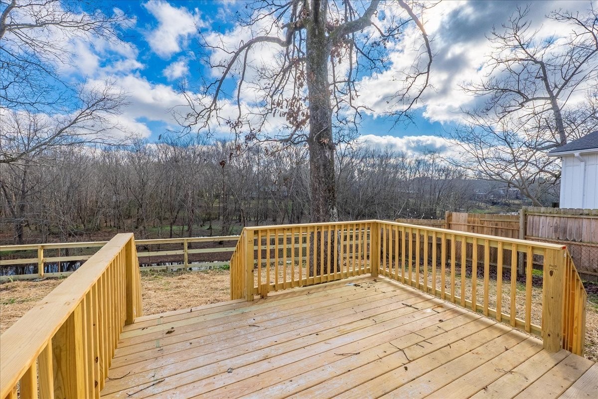252 Fredonia Rd