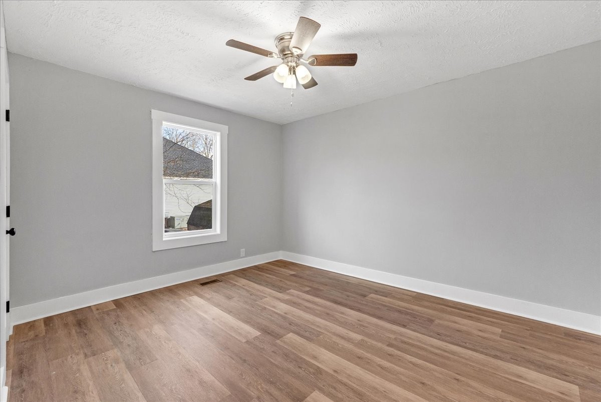 252 Fredonia Rd
