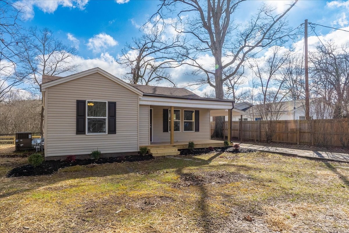 252 Fredonia Rd