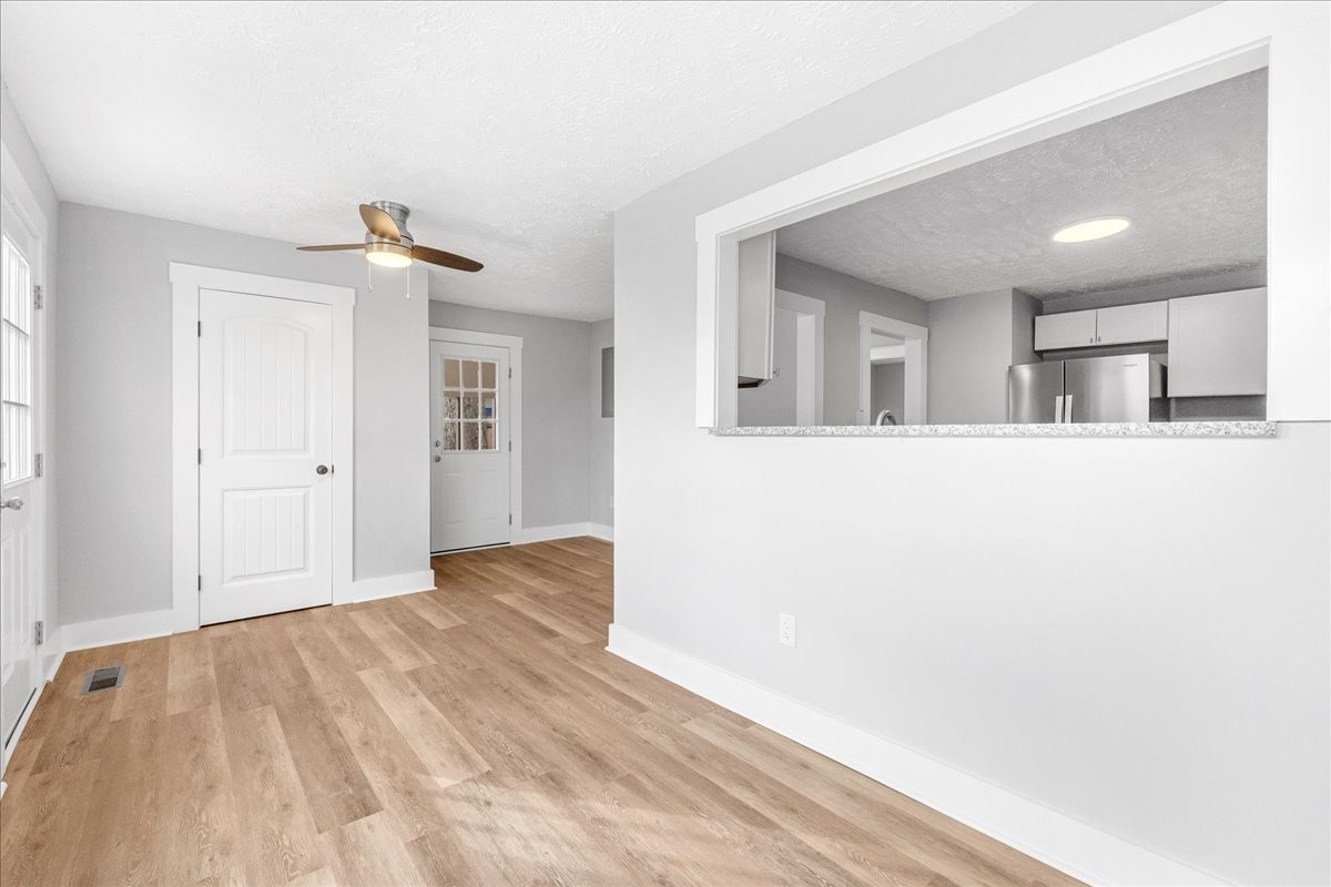 252 Fredonia Rd