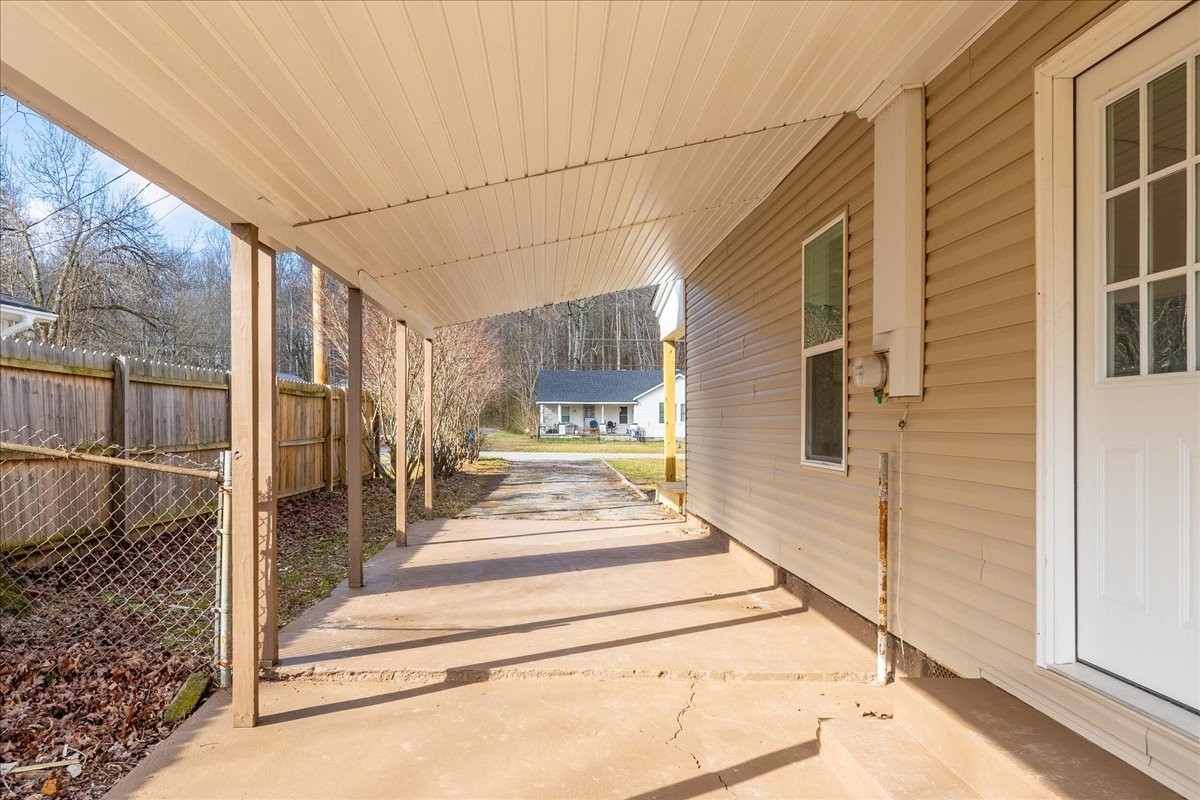 252 Fredonia Rd