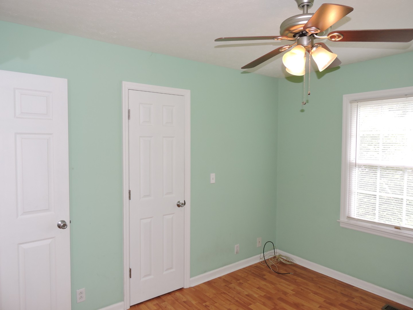 1304 Oak Dr