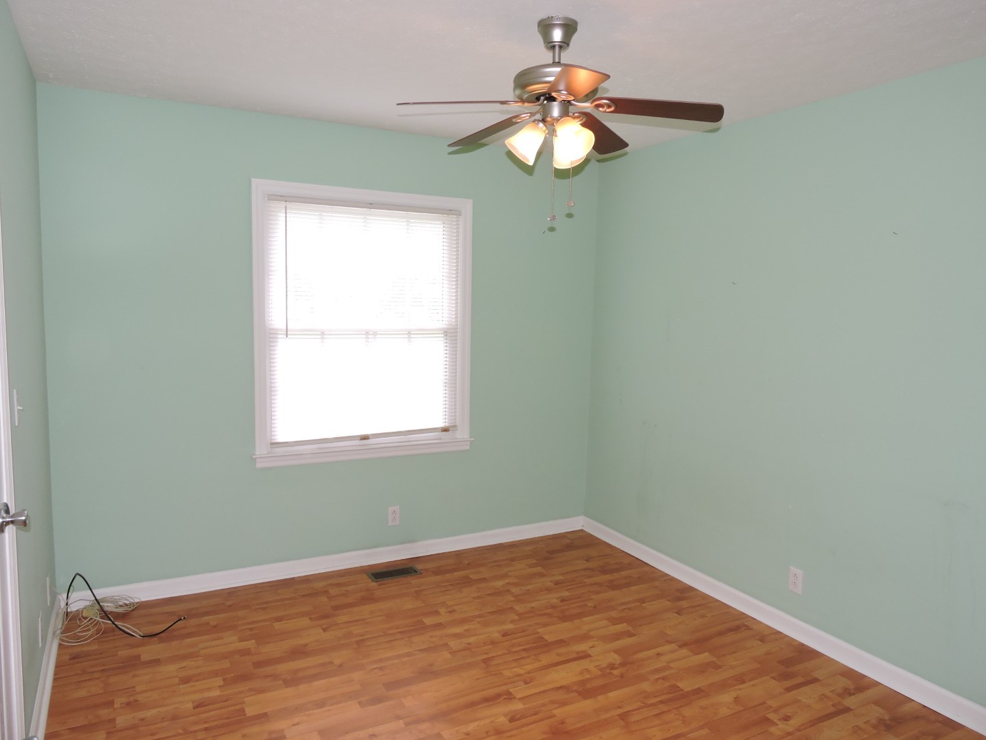 1304 Oak Dr