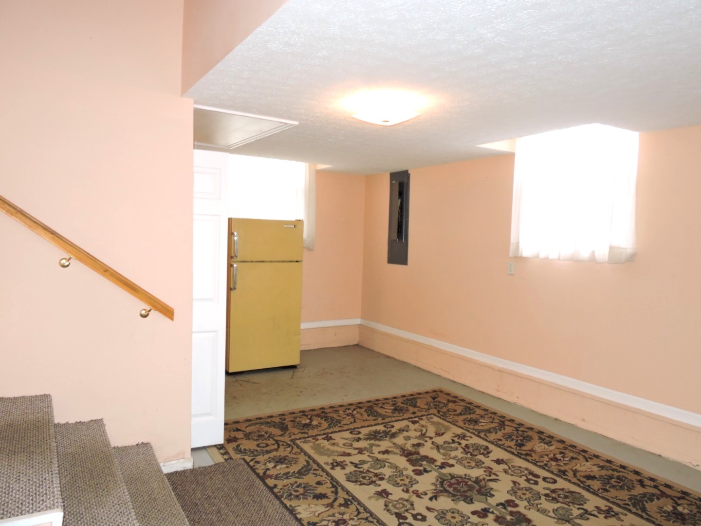 1304 Oak Dr