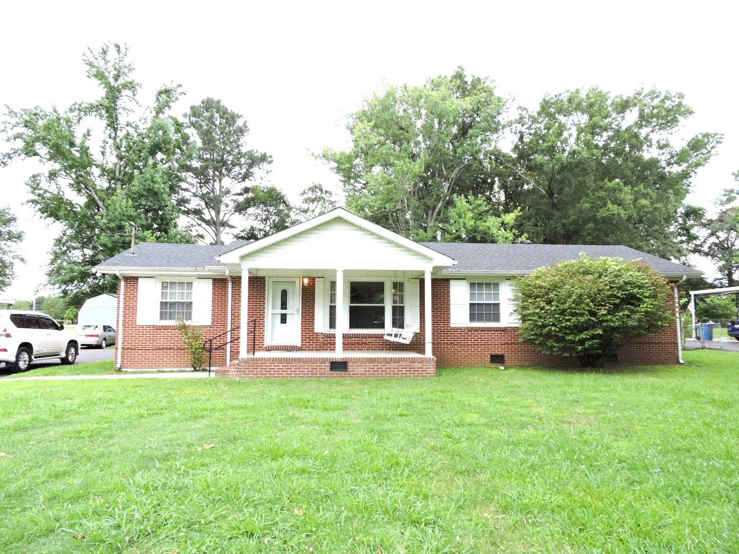 1304 Oak Dr
