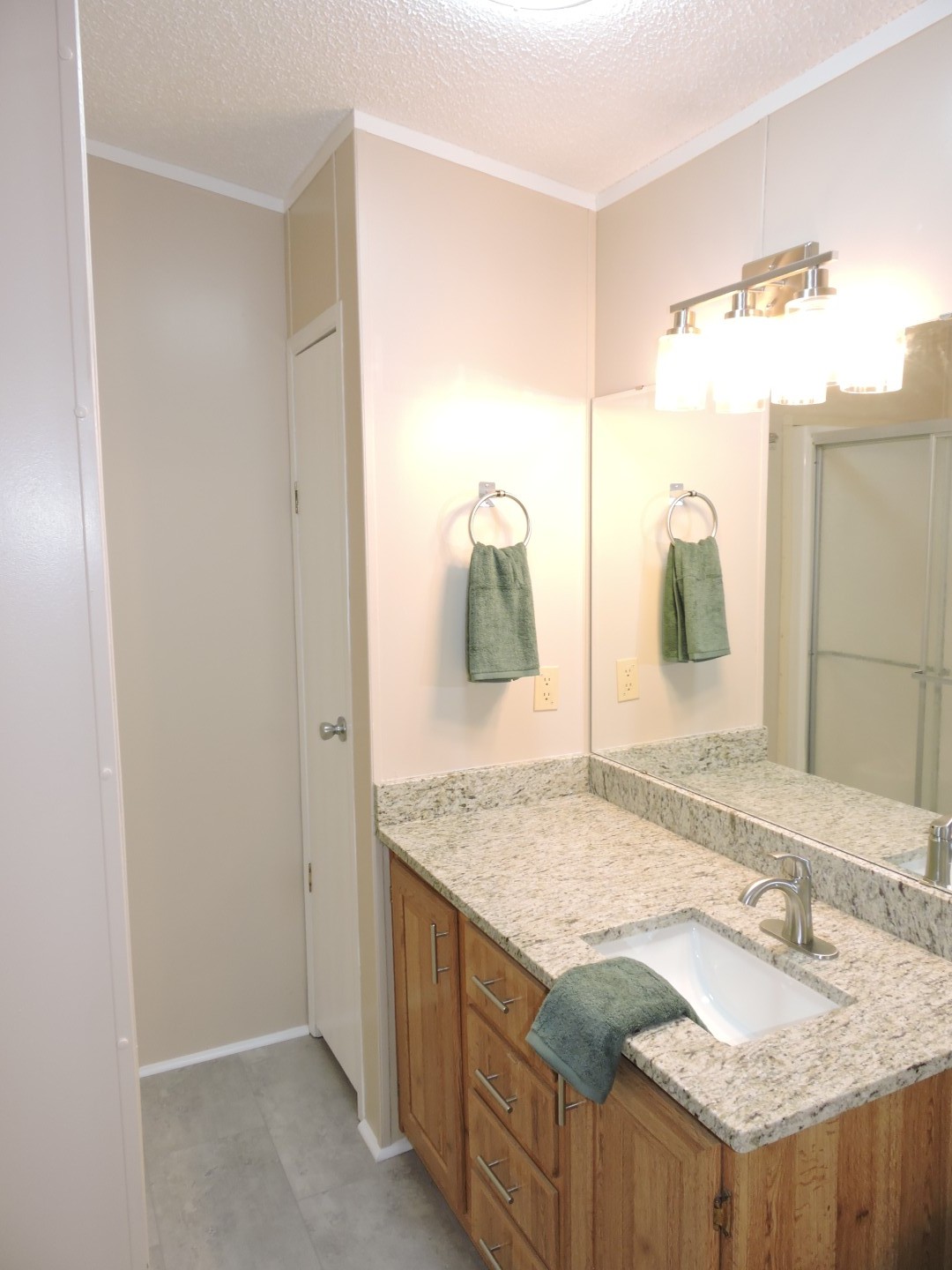 411 Bob Meadows Rd