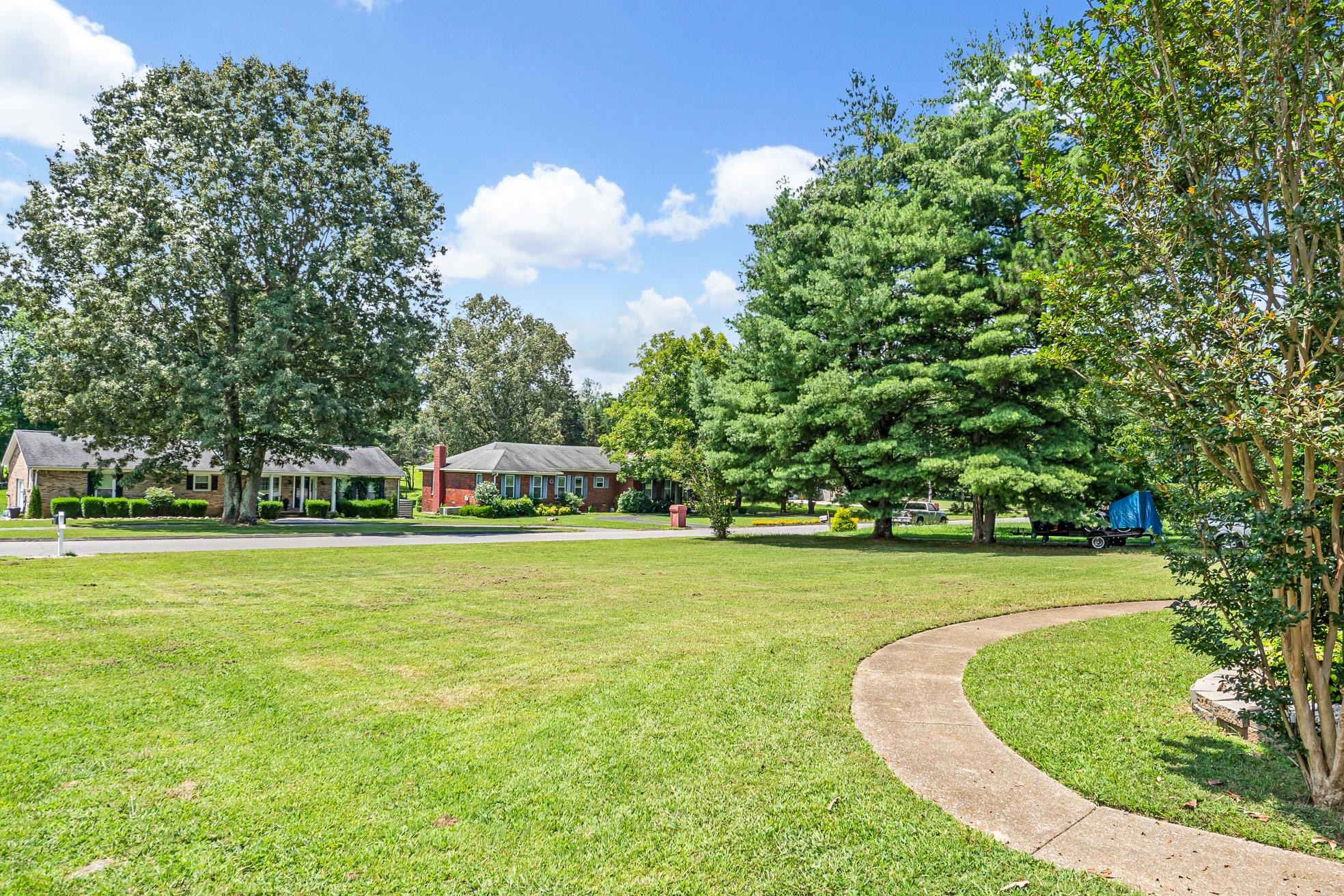 106 Autumn Ln