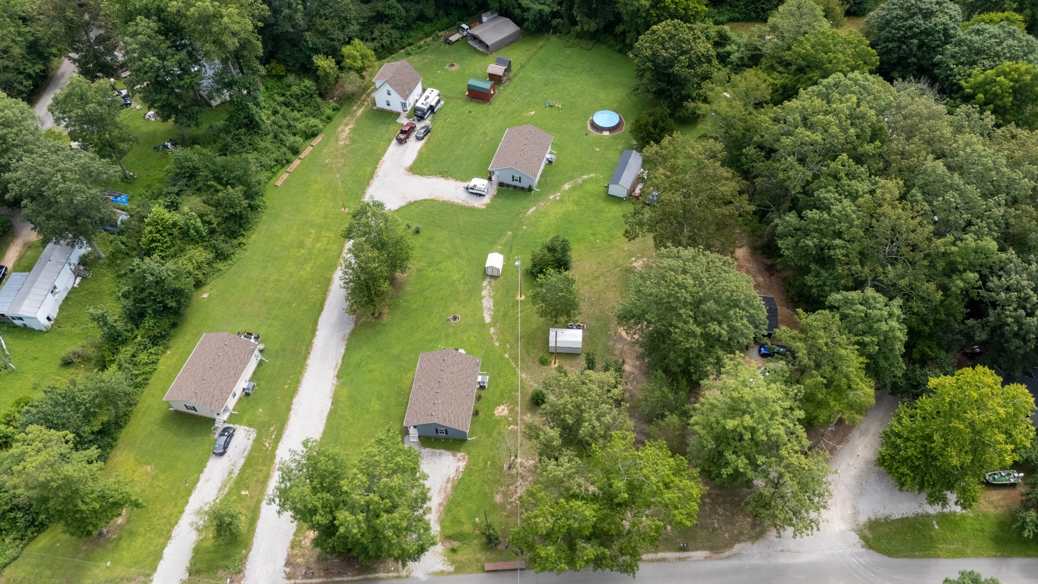 332 Riddle Ln