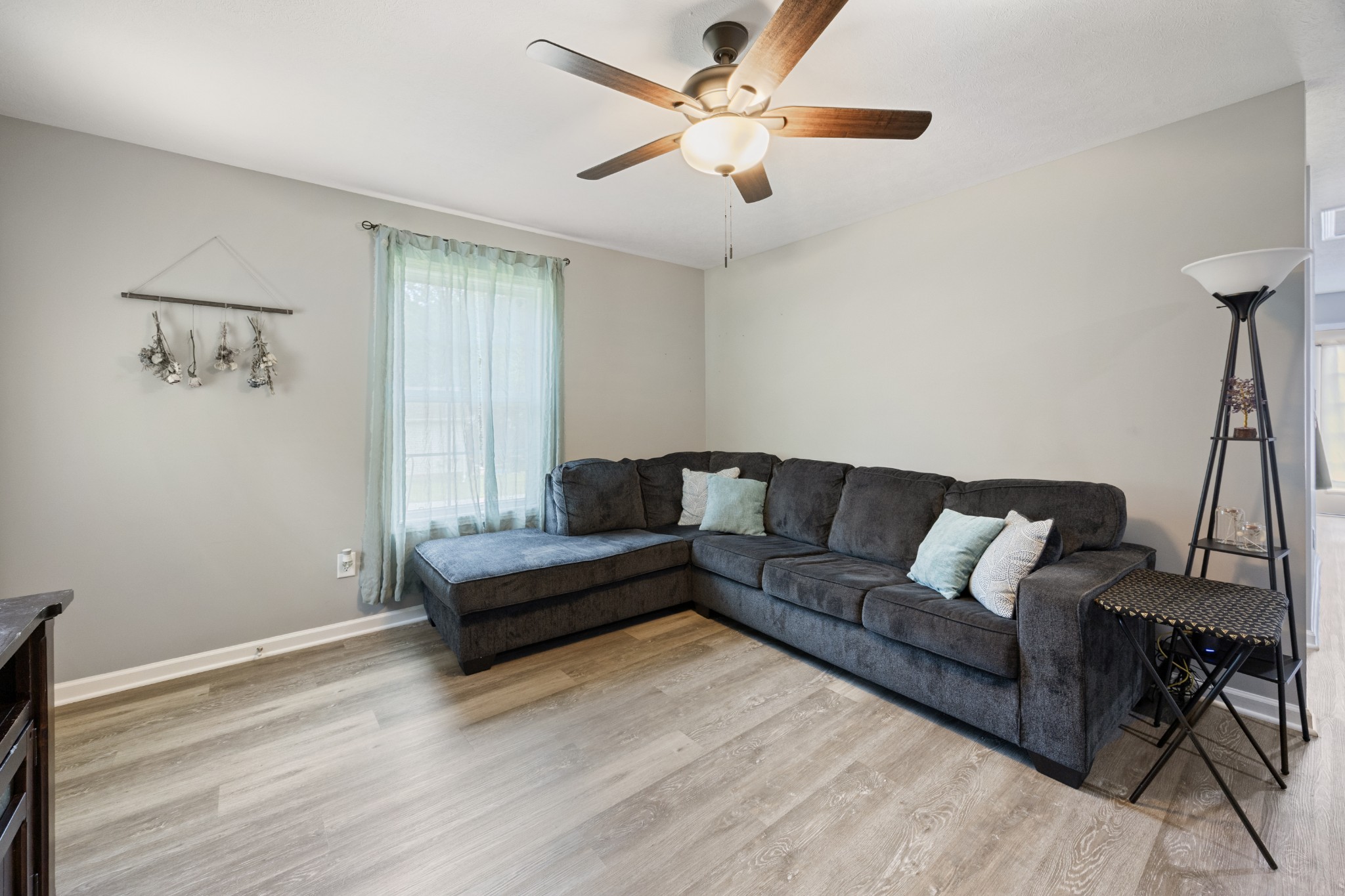 332 Riddle Ln