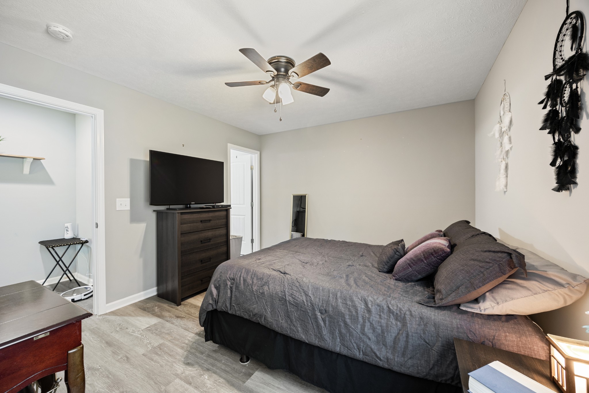 332 Riddle Ln