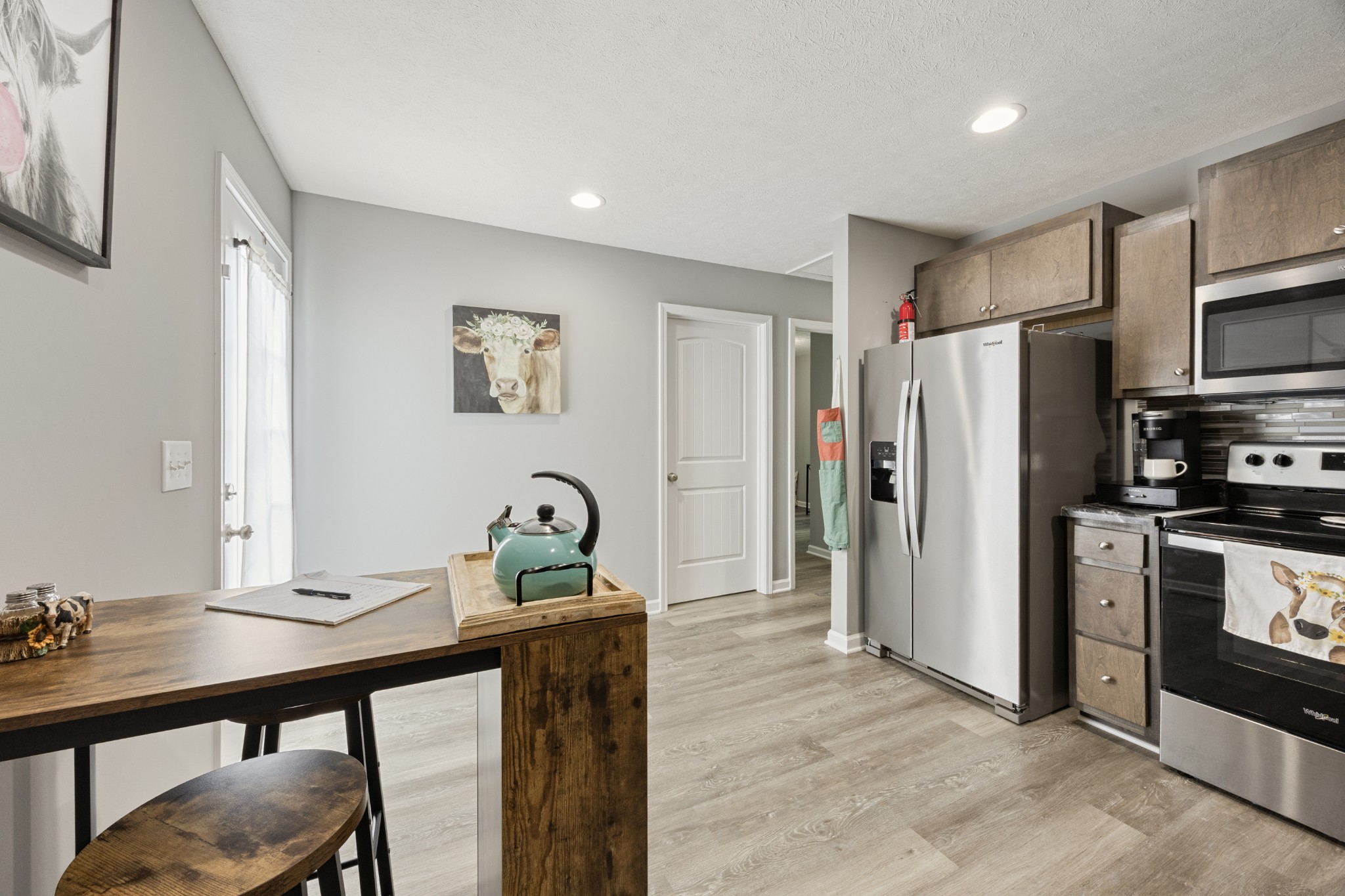 332 Riddle Ln
