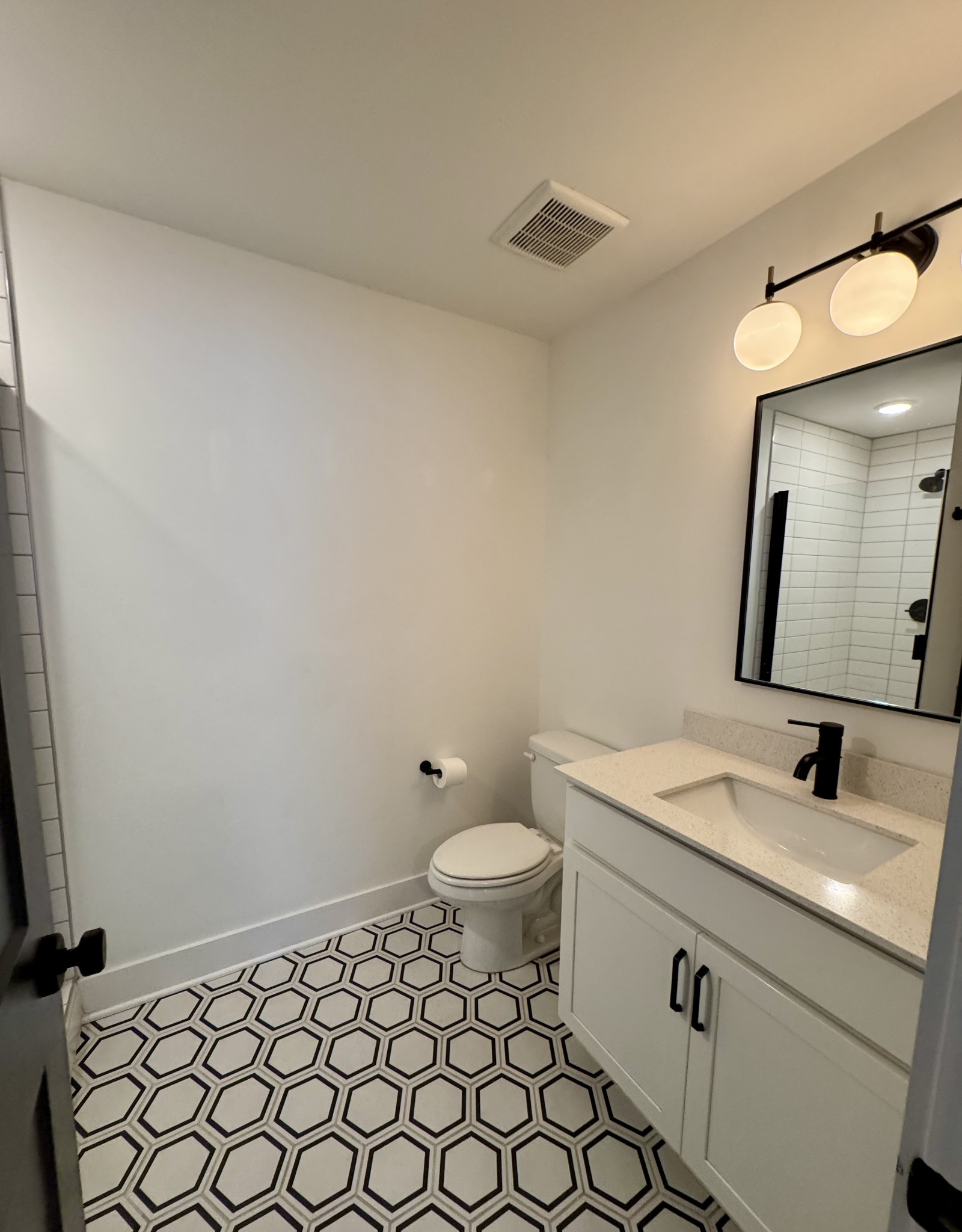 102 Duke St Unit: 15