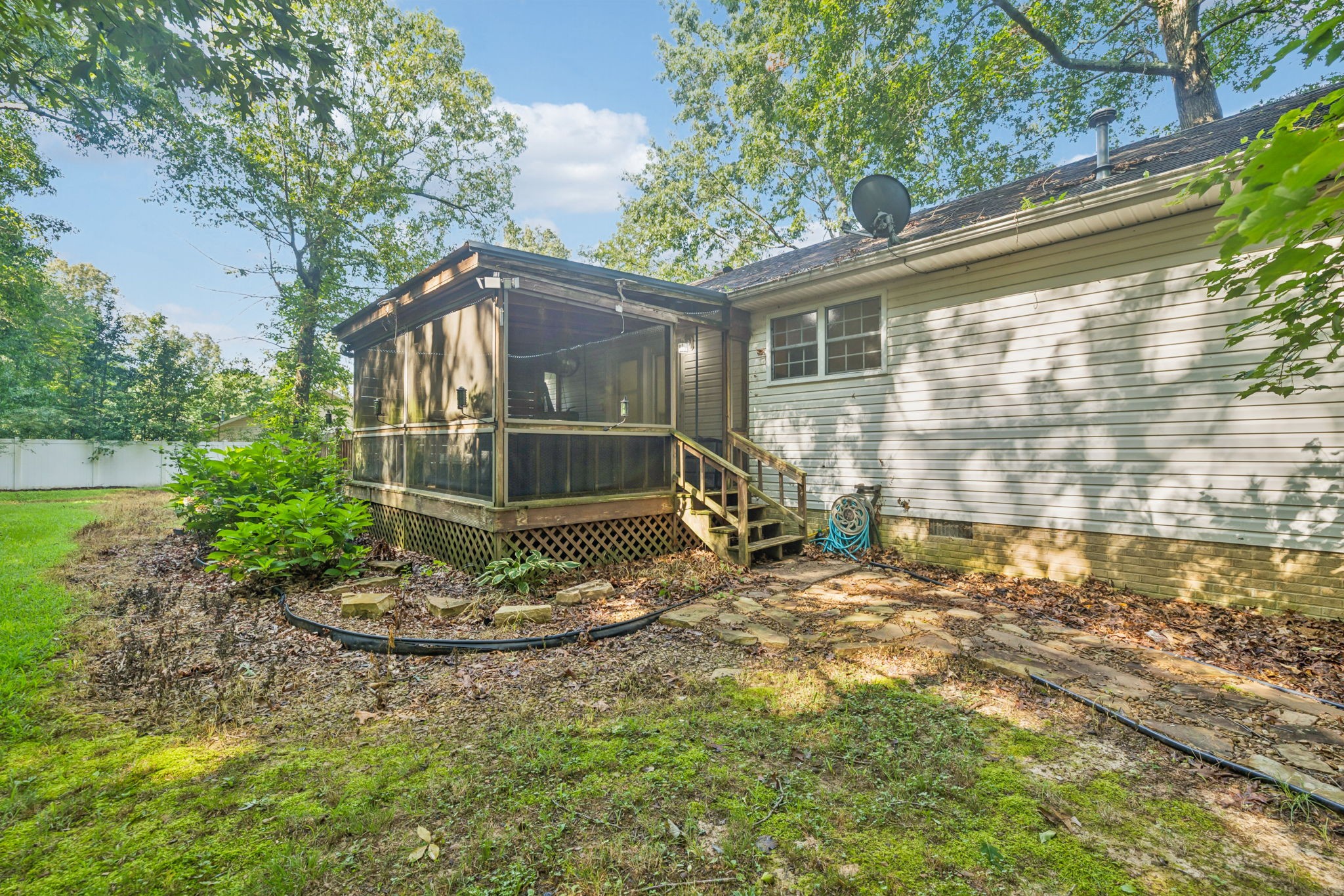 2153 Safe Haven Cir