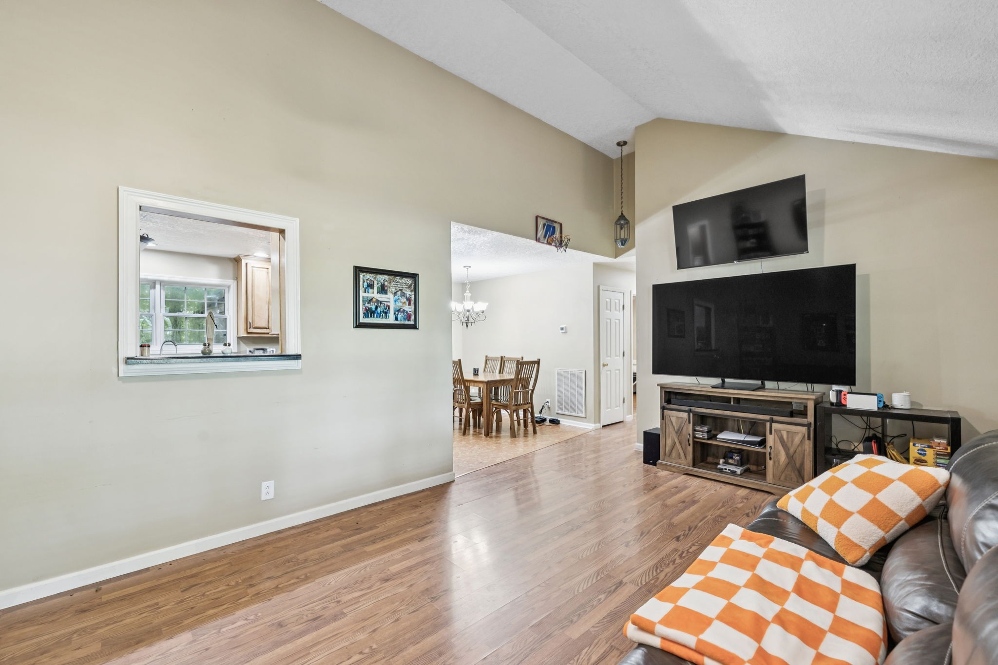 2153 Safe Haven Cir