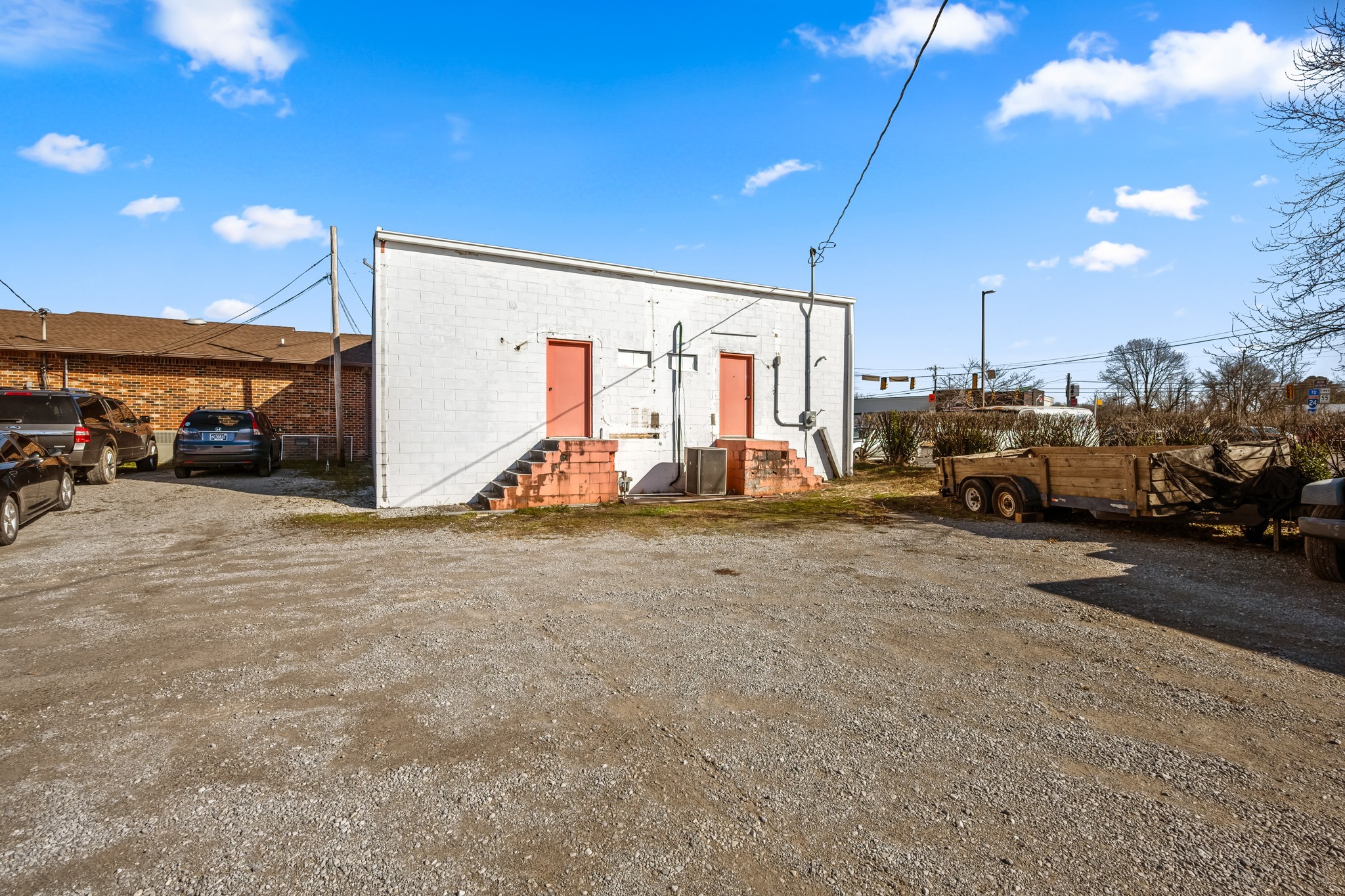 518 Hillsboro Blvd