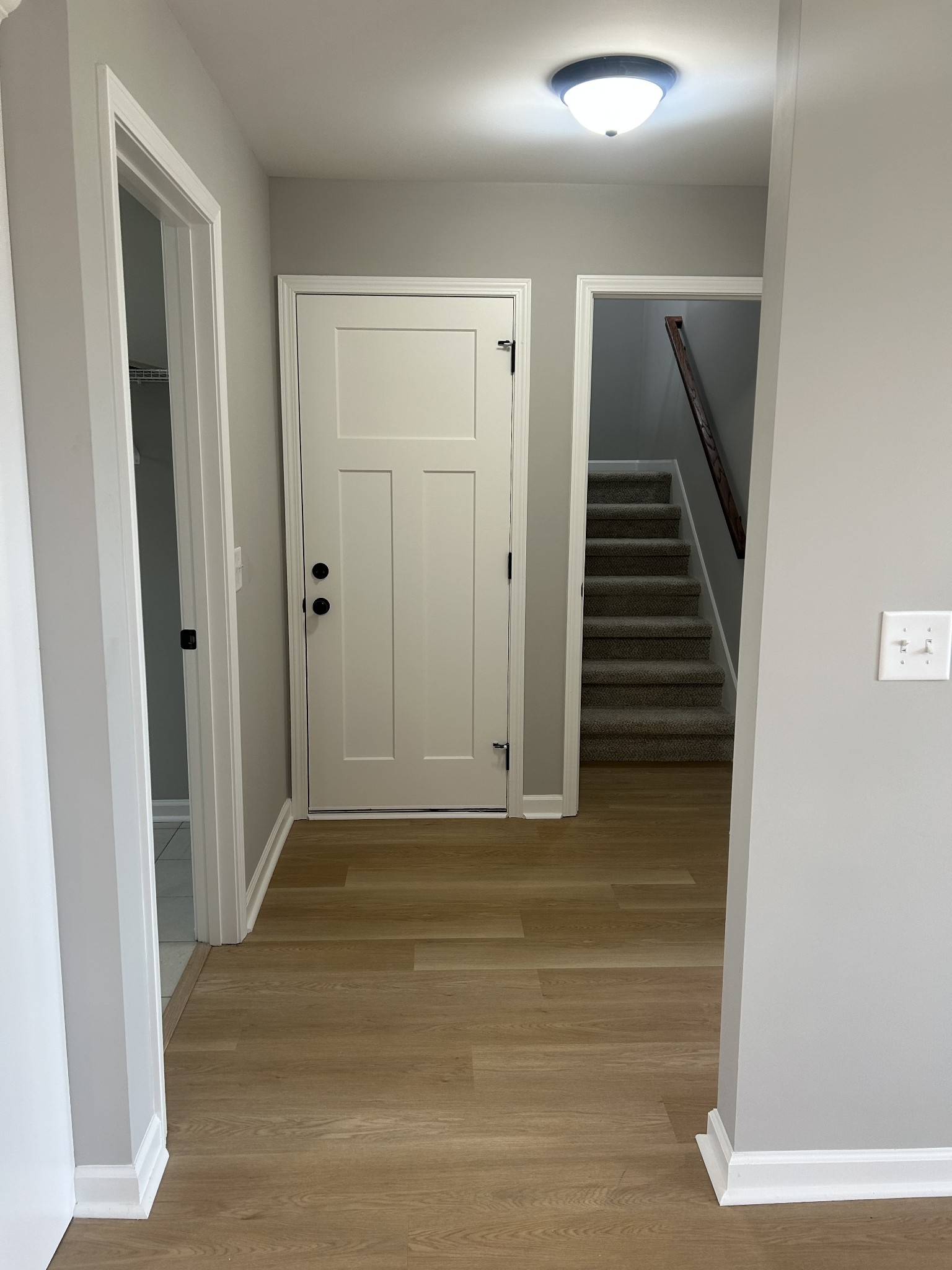 255 Randall Ln