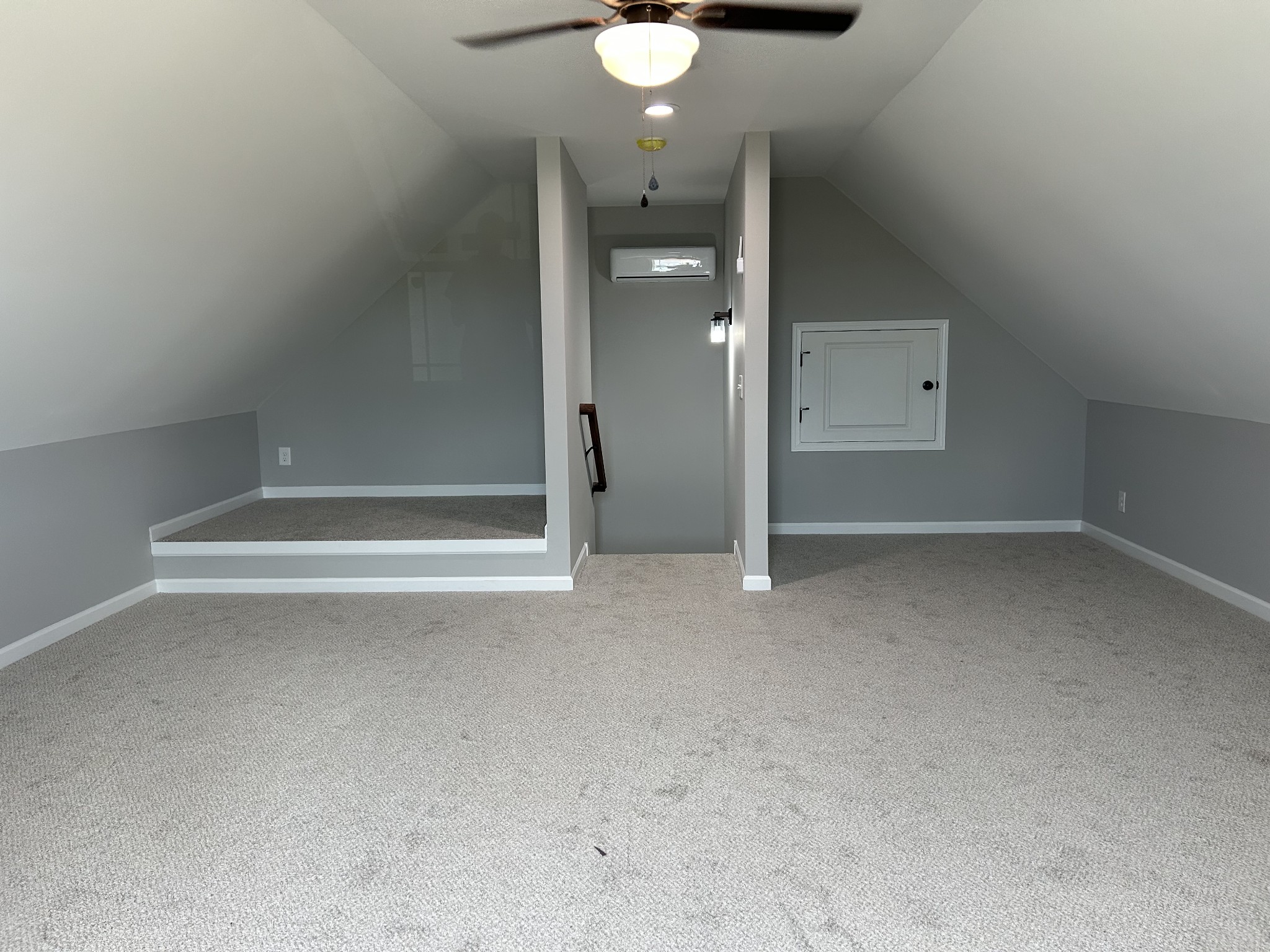 225 Randall Ln