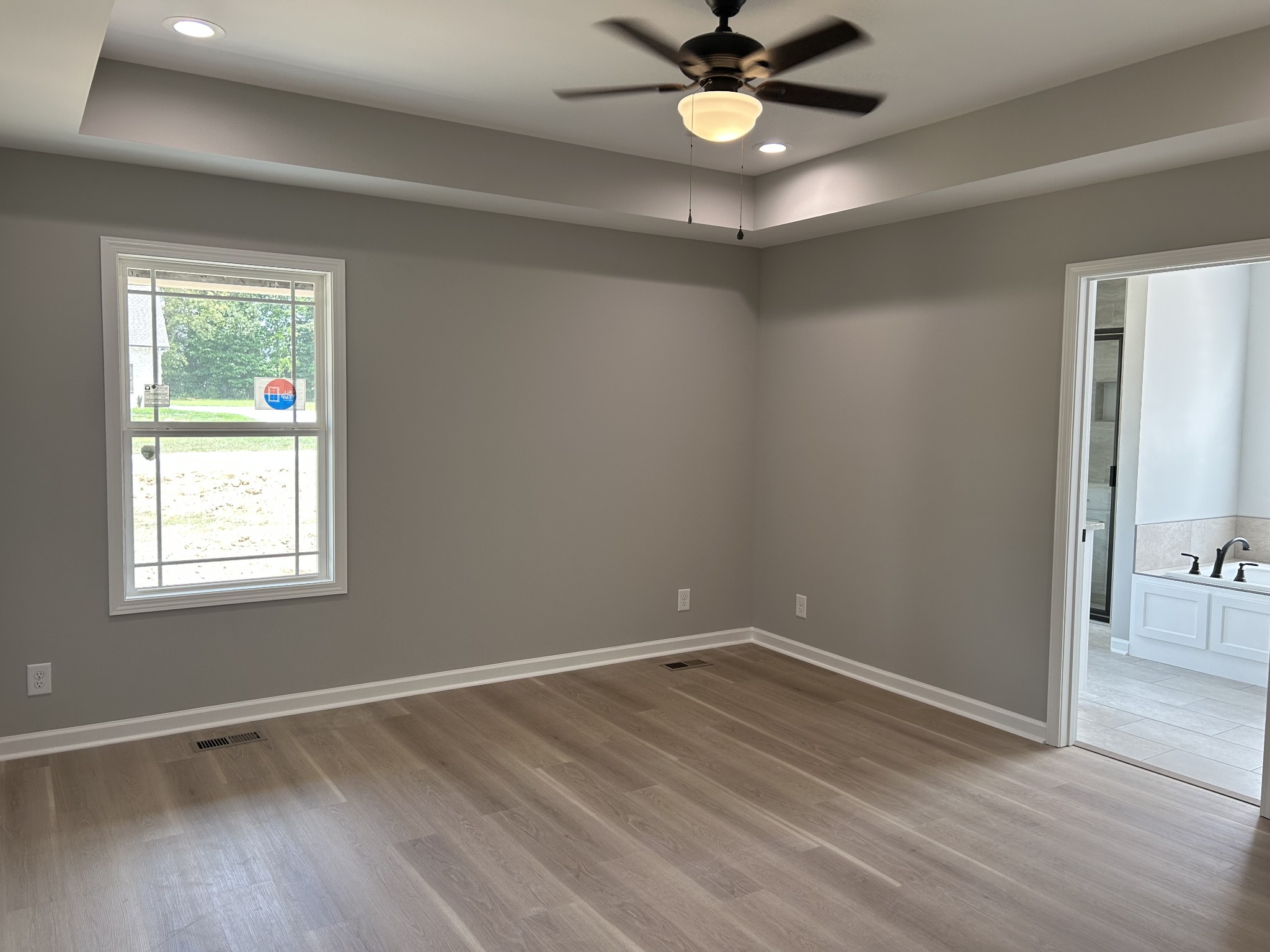 225 Randall Ln