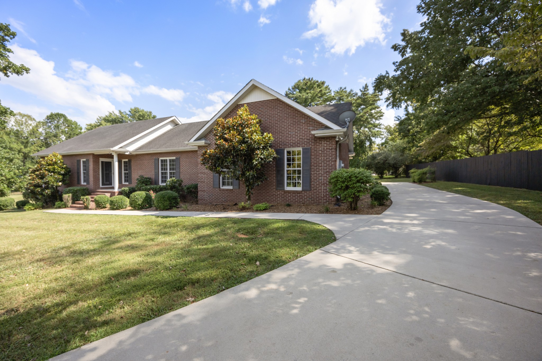 318 Tulip Tree Trl