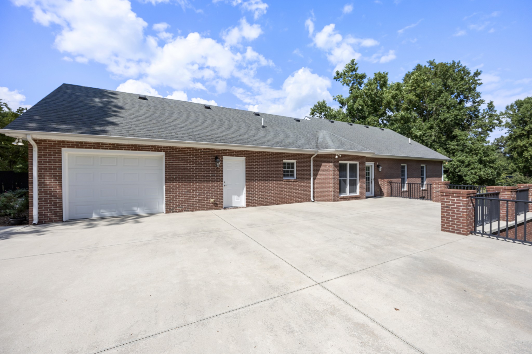 318 Tulip Tree Trl