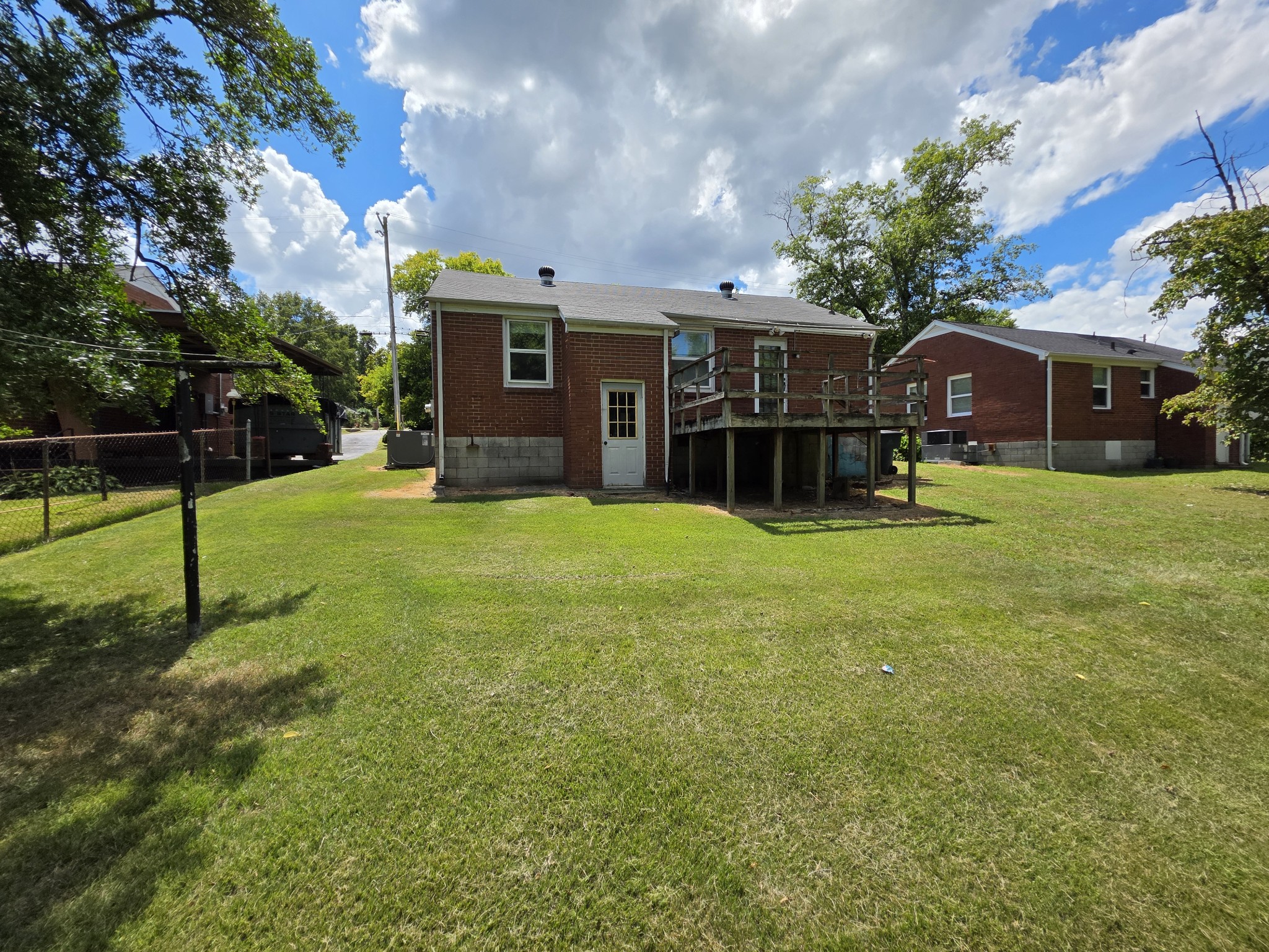 2334 Dennywood Dr