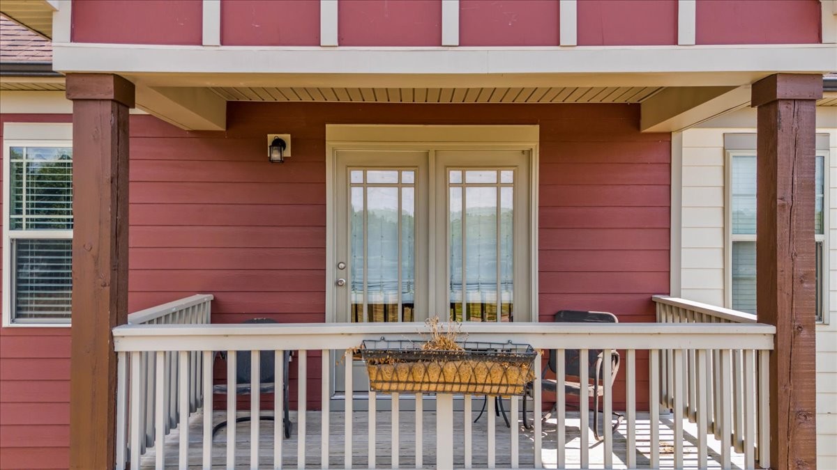 3111 Monrovia Dr