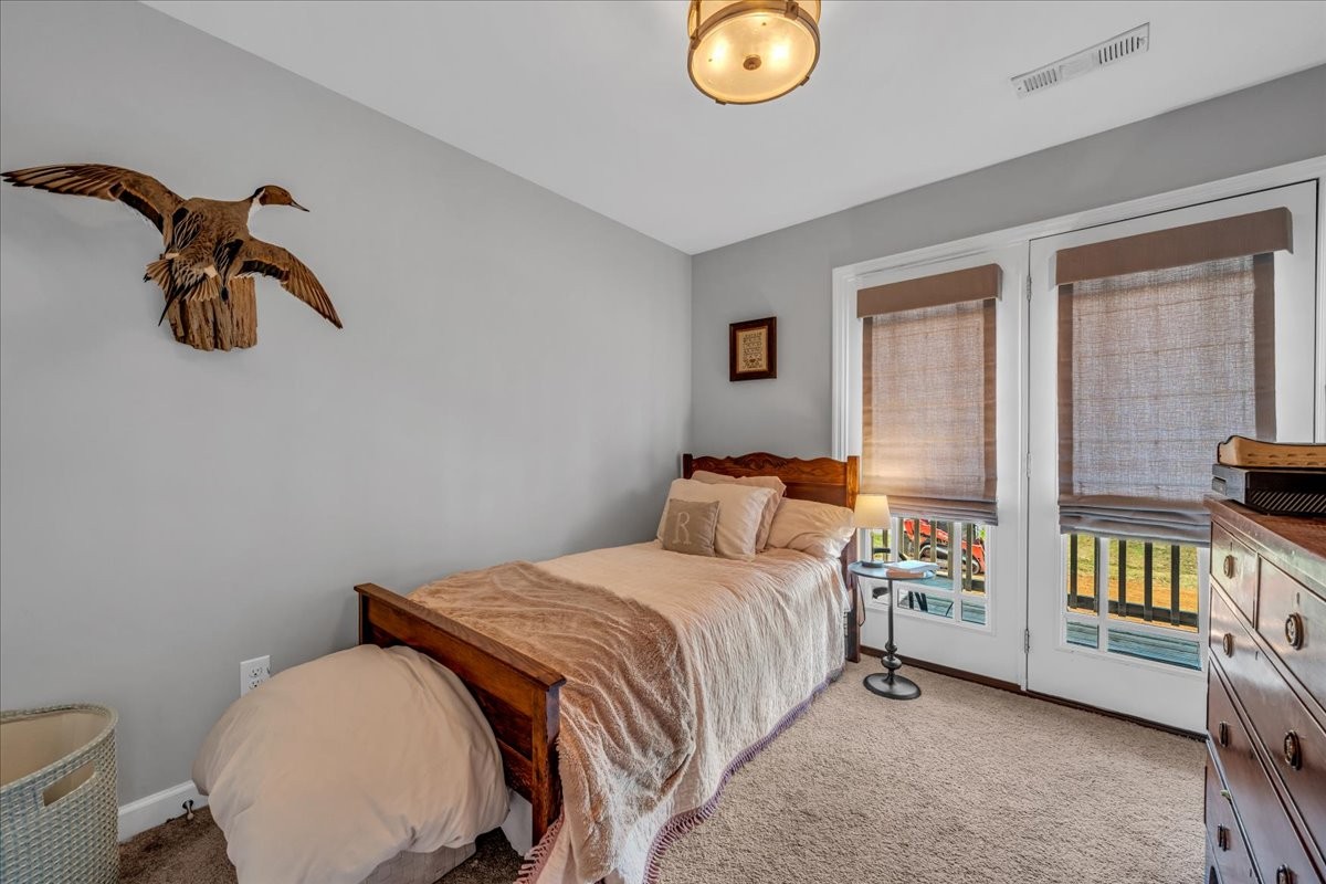 3111 Monrovia Dr