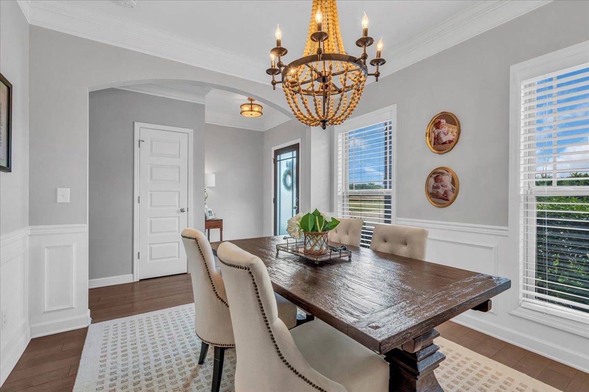 3111 Monrovia Dr