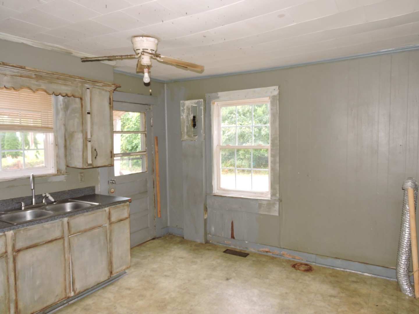 307 Old Morrison Rd