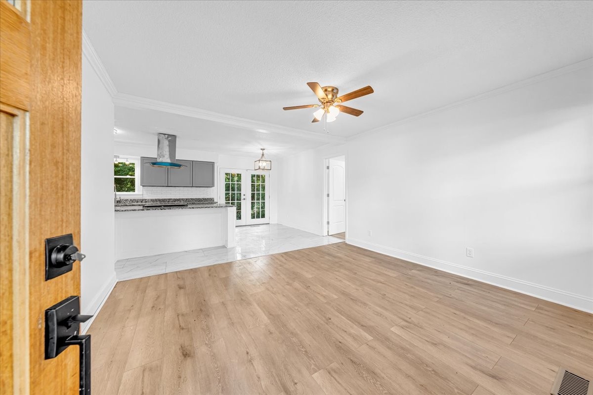 139 Sherry St