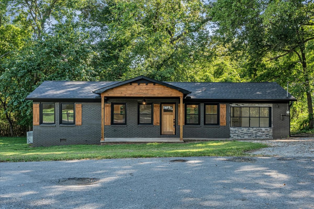 139 Sherry St