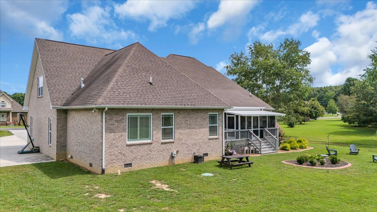 64 Avery Ct