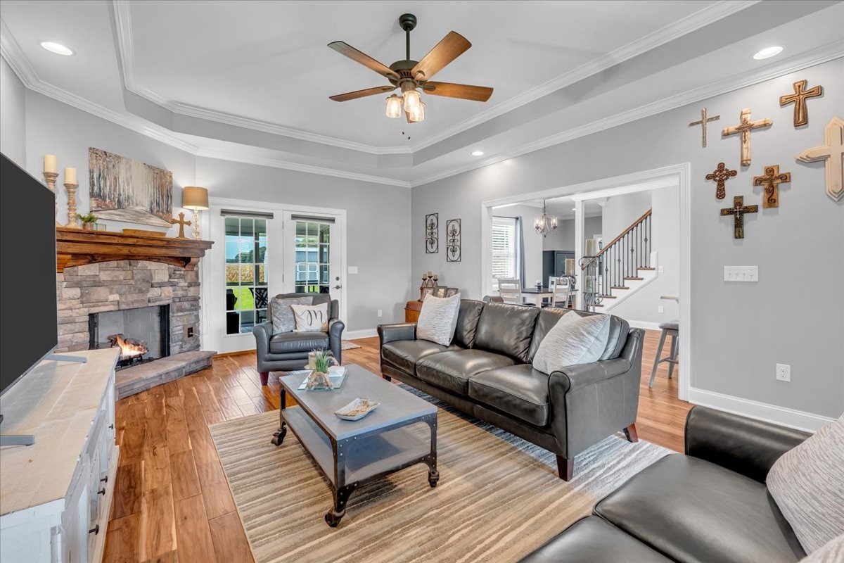 64 Avery Ct