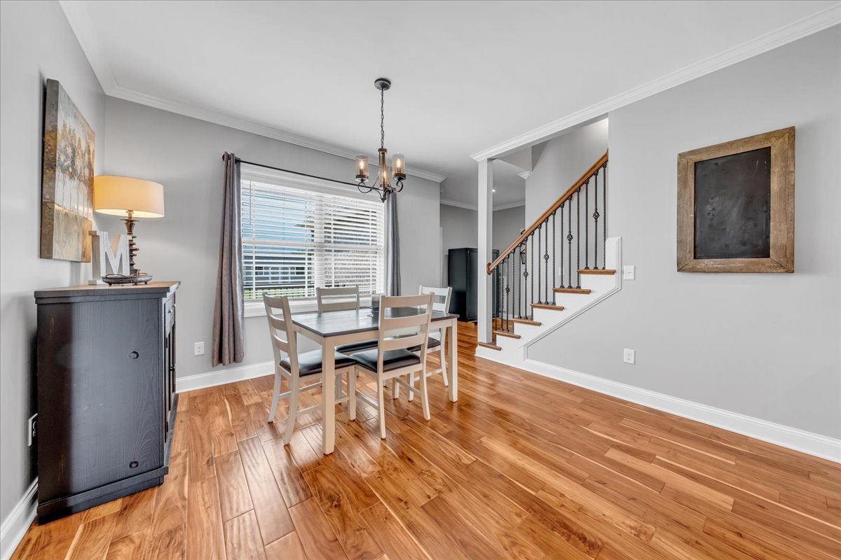 64 Avery Ct