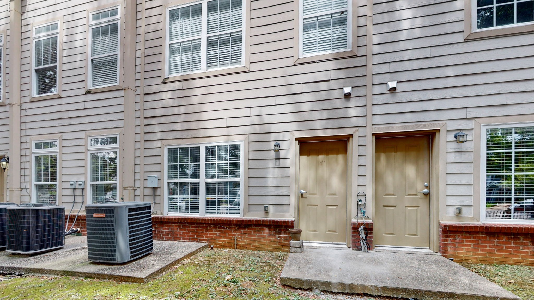 239E Veterans Pkwy