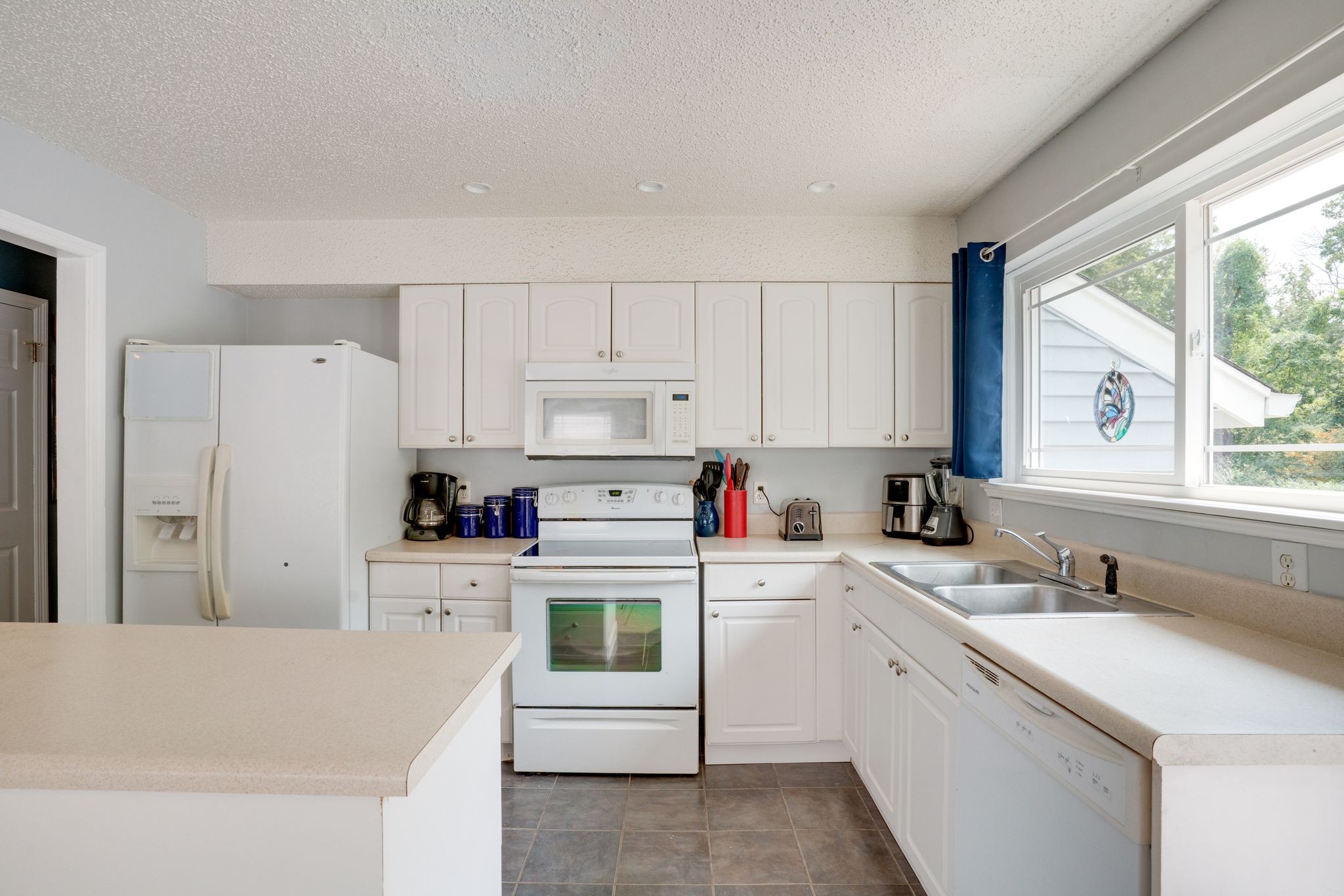 340 Sunrise Cir