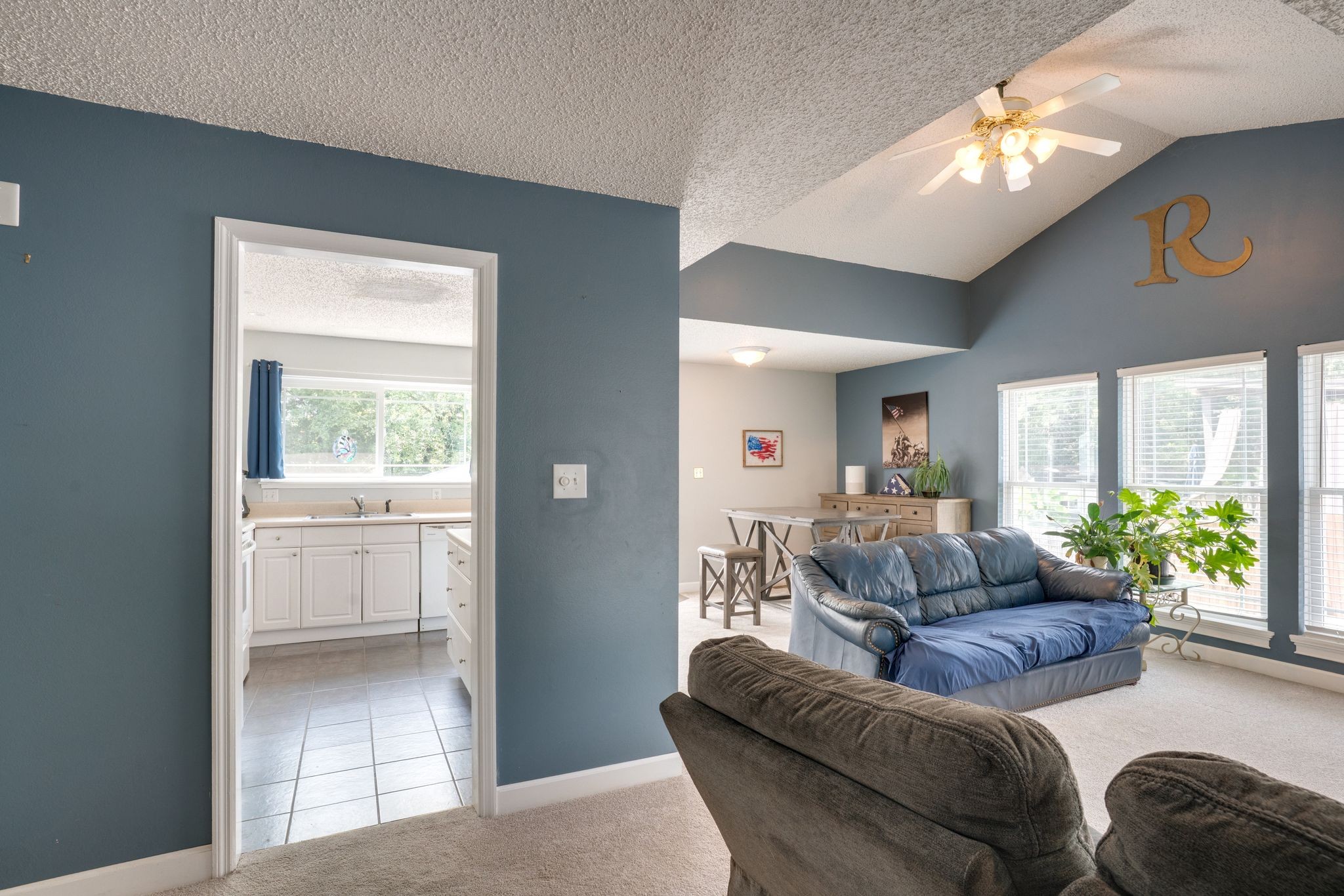 340 Sunrise Cir