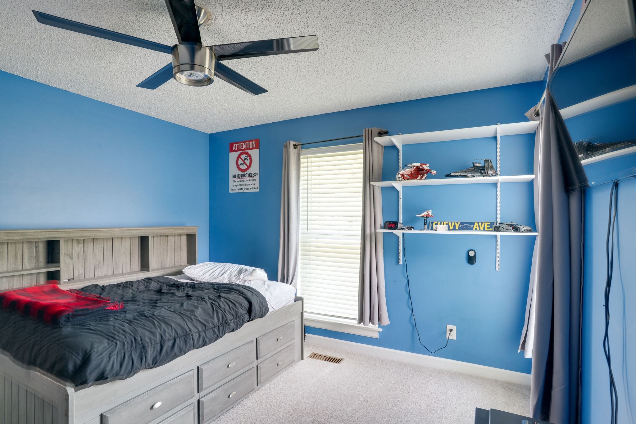340 Sunrise Cir