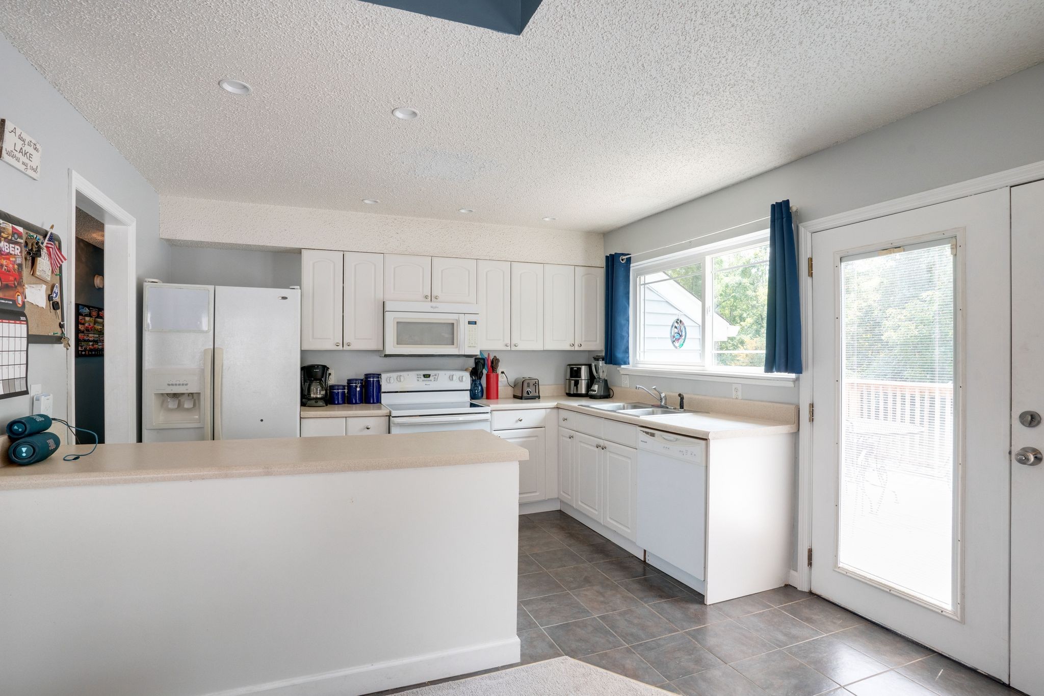 340 Sunrise Cir