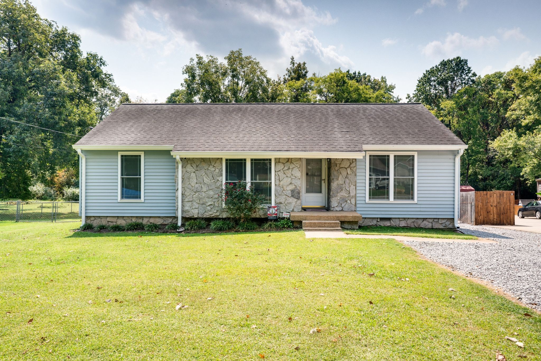 340 Sunrise Cir