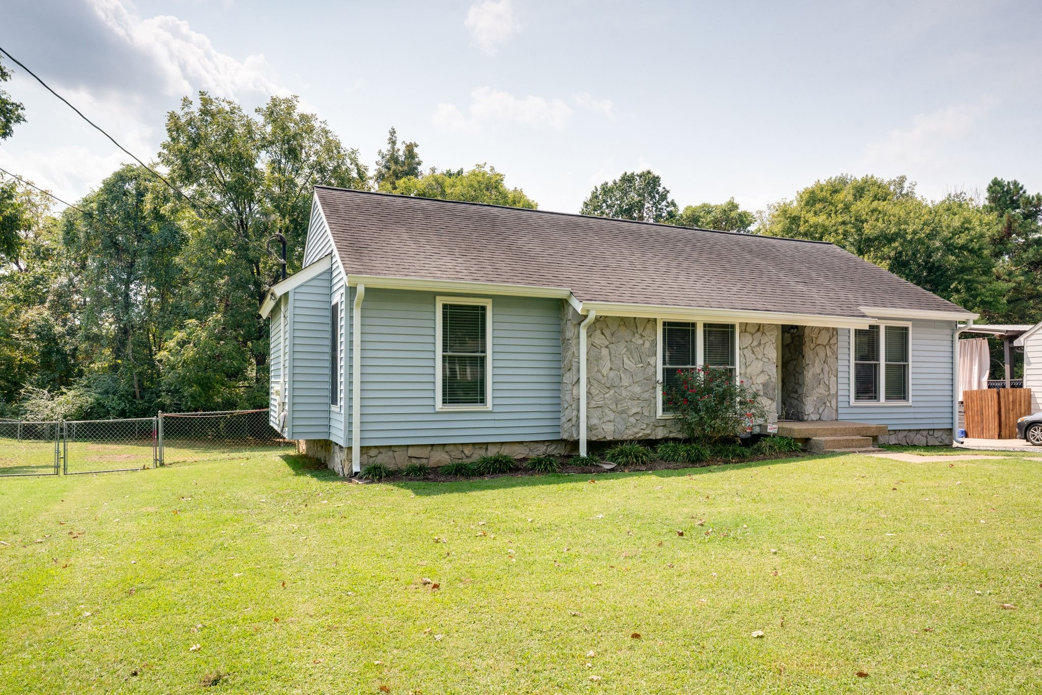 340 Sunrise Cir