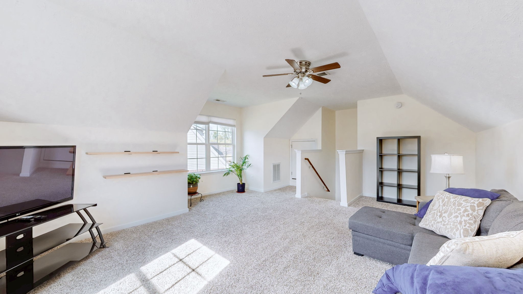 2330 Auldridge Dr