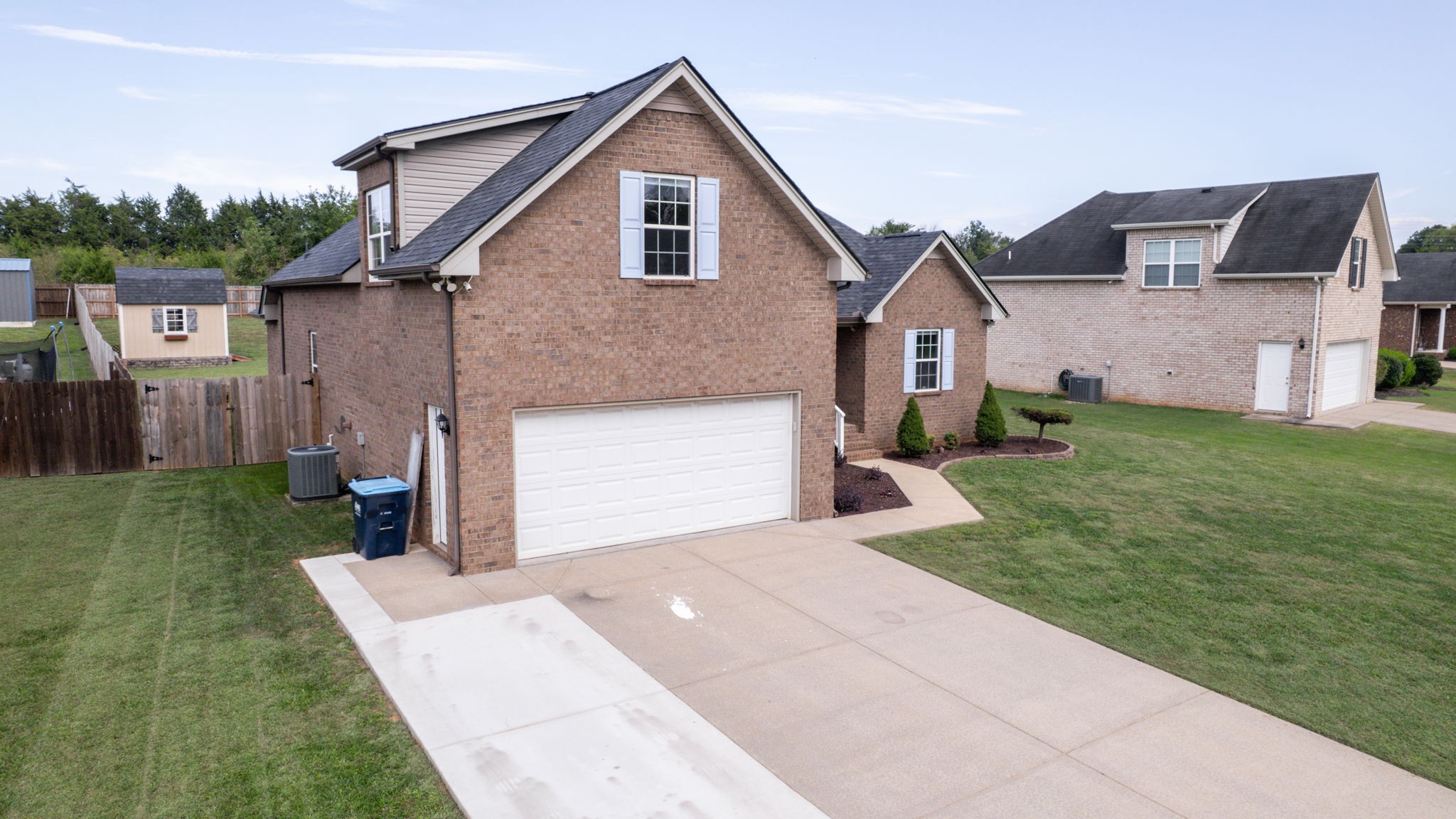 2330 Auldridge Dr