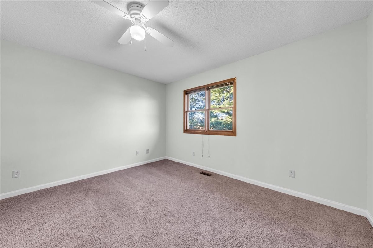 137 Jd Ring Rd