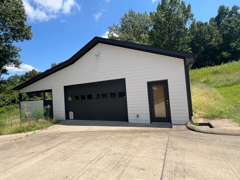 12273 Manchester Pike